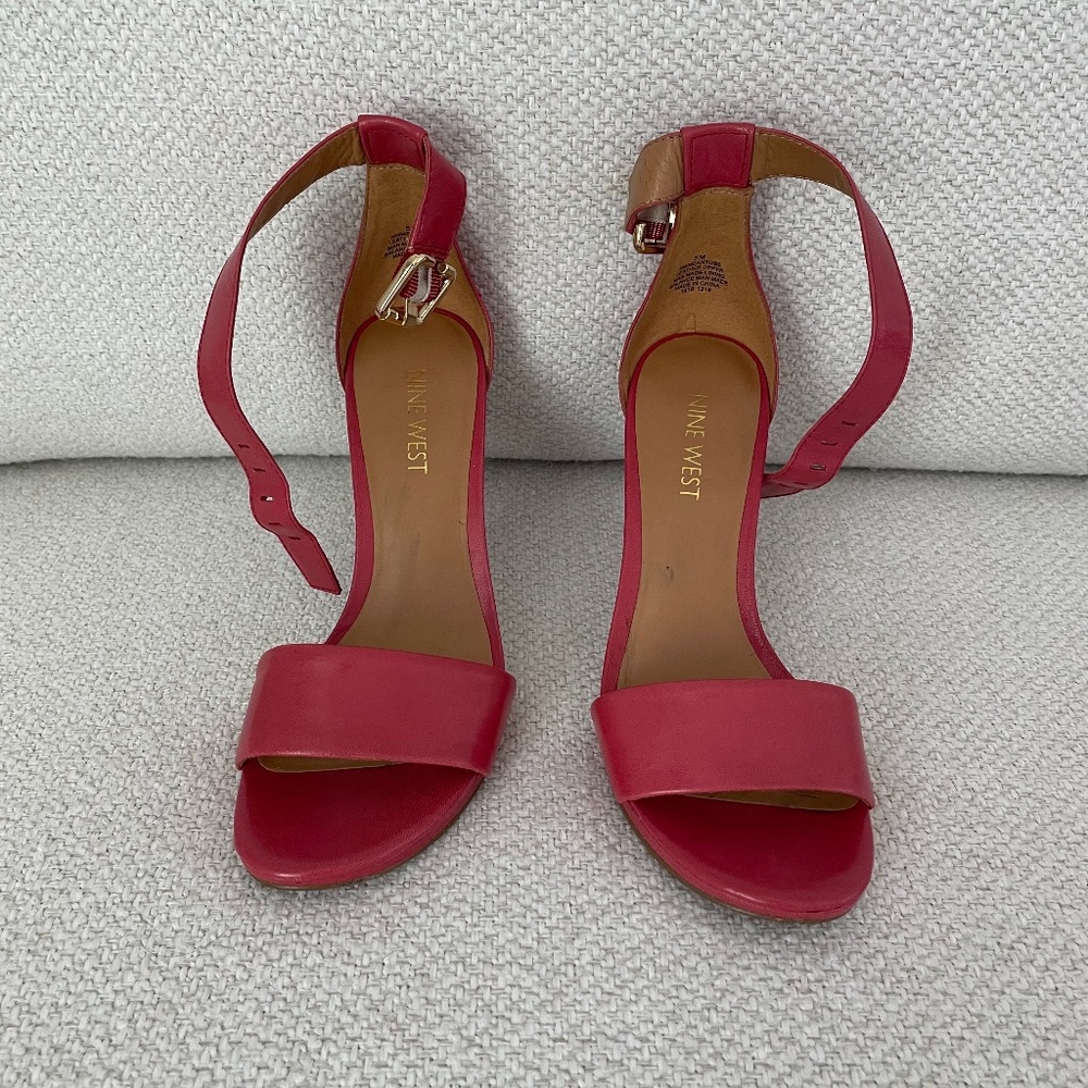 Nine West Ankle Strap Sandal Size 5